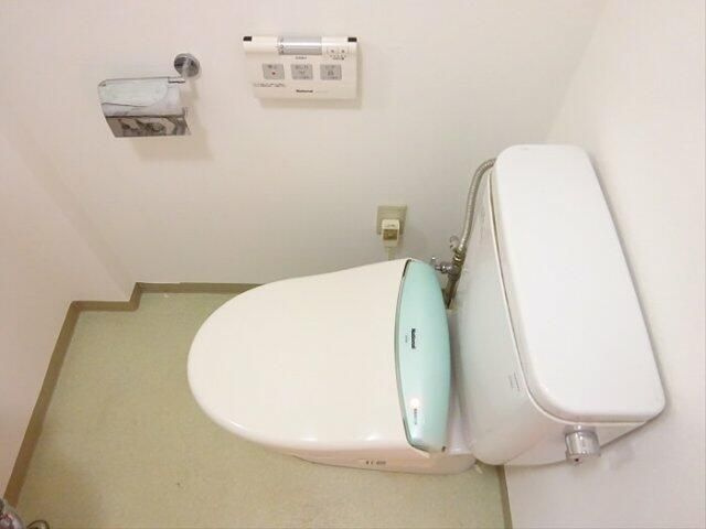 ラポルタイズミのトイレ