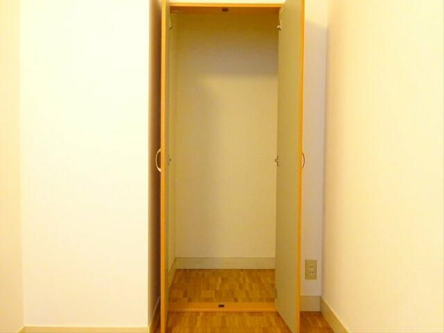 ラポルタイズミの収納