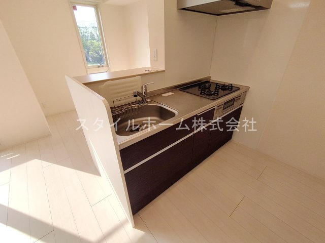 ル　ブレのキッチン|別部屋写真です。