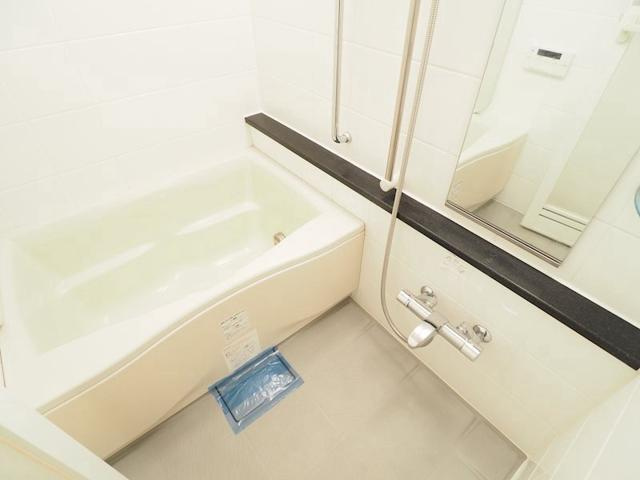 レジディア文京本郷の浴室