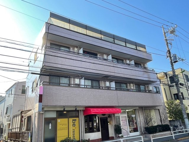 小泉マンション　礼金0　ネット無料　角部屋