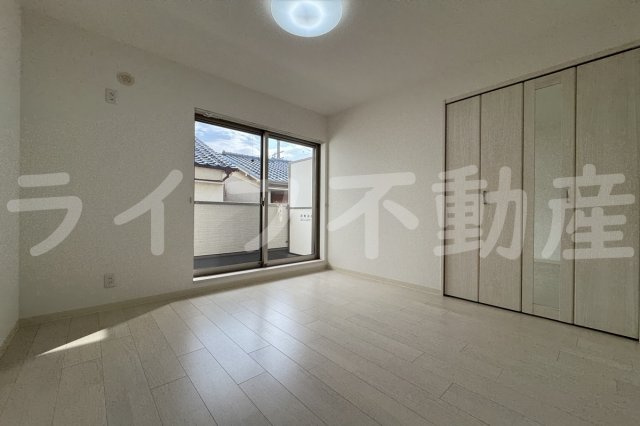 クリエオーレ大蓮東Ⅰの洋室|個人の部屋や寝室として使える洋室です