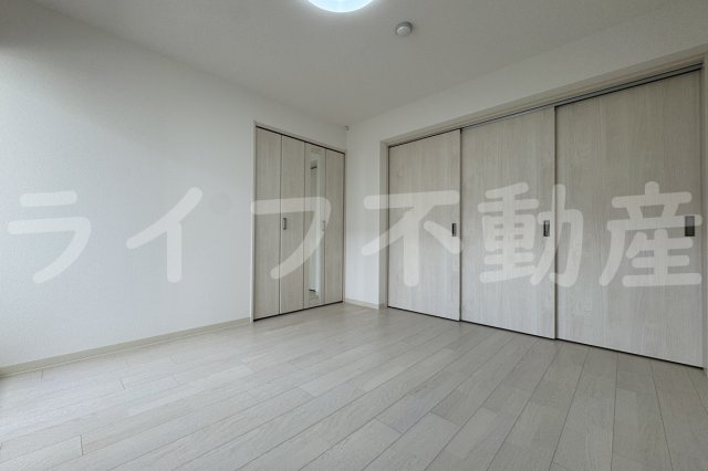 クリエオーレ大蓮東Ⅰの洋室|広々とした洋室です