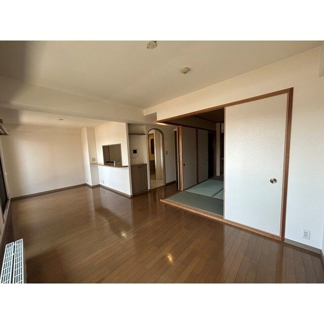 本山アーバンライフの居間・リビング