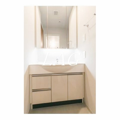 【洗面所】 | リベルテ月島 | 洗面台です。