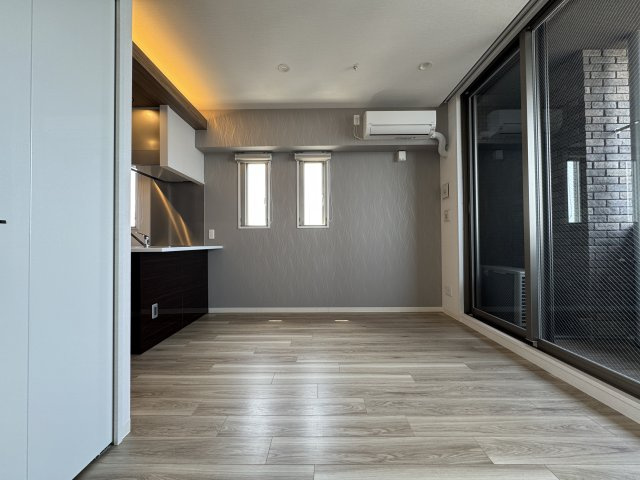 豊中市岡上の町１丁目の賃貸マンションの居間・リビング