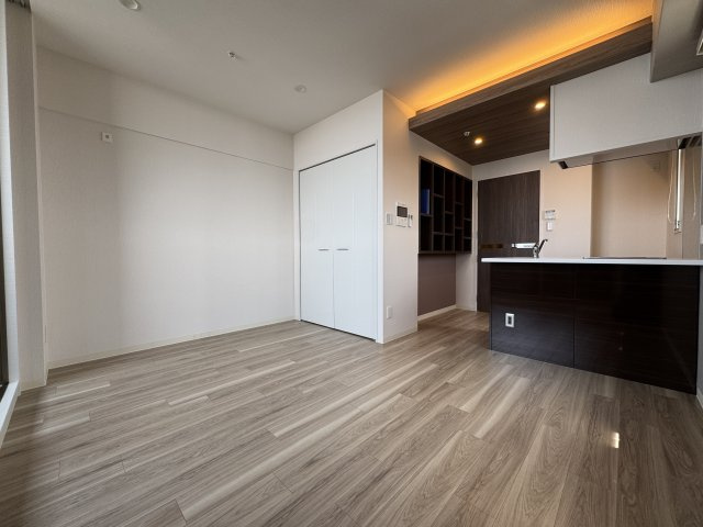 豊中市岡上の町１丁目の賃貸マンションの居間・リビング