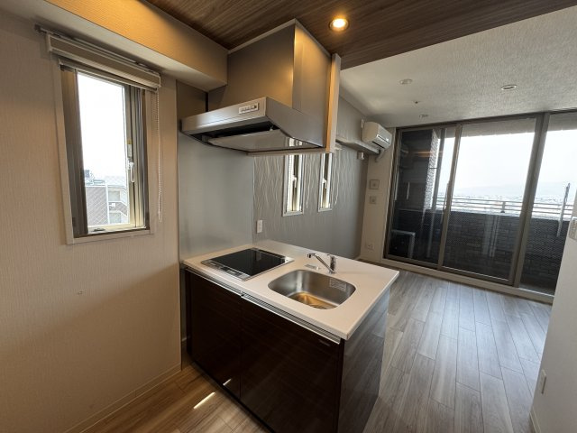 豊中市岡上の町１丁目の賃貸マンションのキッチン