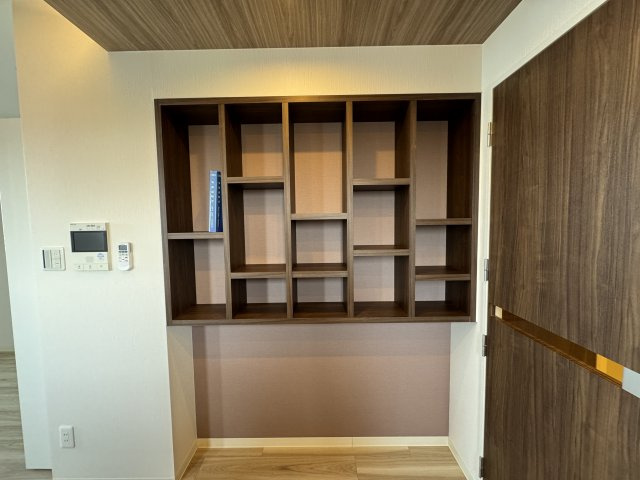 豊中市岡上の町１丁目の賃貸マンションの収納