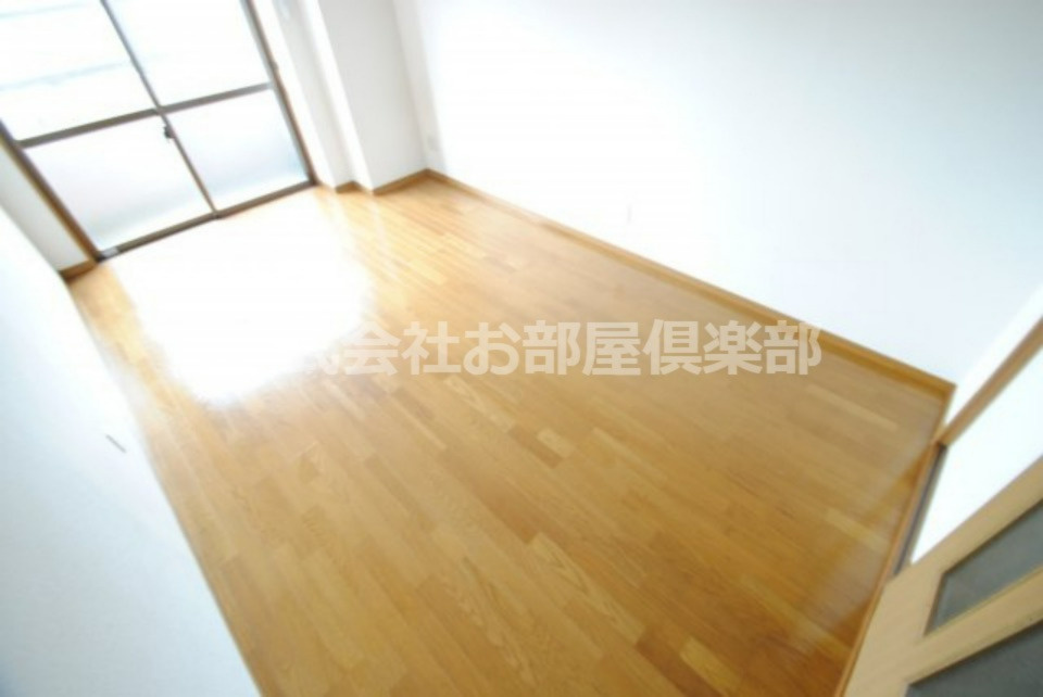 リファレンス久留米駅前の洋室|スタンダードな洋室です