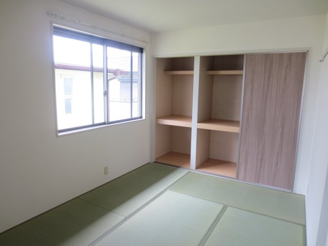 ひたちなか市大字稲田のアパートの和室|和室の写真です。