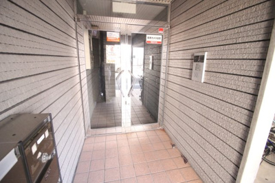 【エントランス】 | グランデール英Ⅱ | エントランス