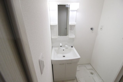 【洗面所】 | グランデール英Ⅱ | 独立洗面台