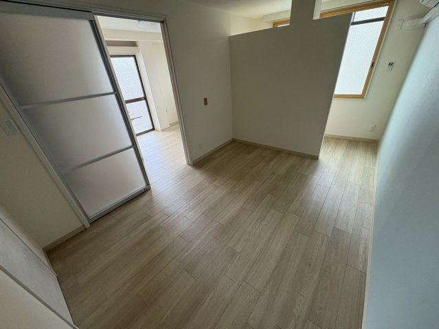 べるべーる高石神の居間・リビング