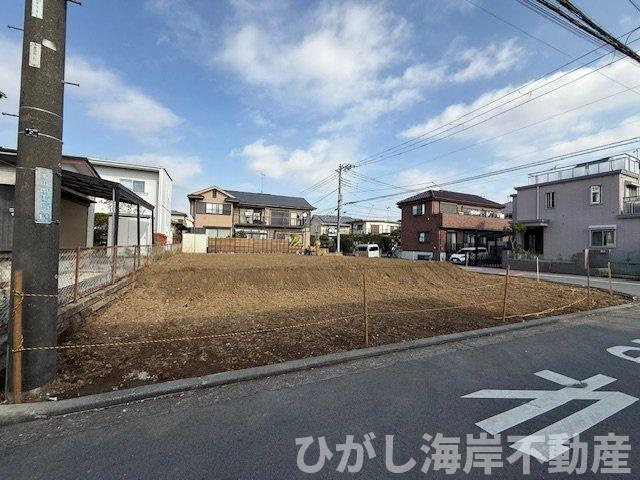 茅ヶ崎市高田４丁目　売地　全４区画の前面道路含む現地写真|現地外観
