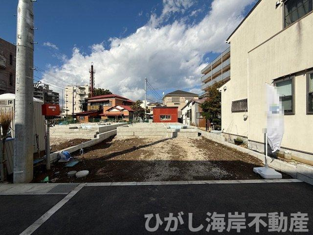 平塚市立野町　新築戸建　全３棟の外観|11月10日撮影　建築中　現地外観