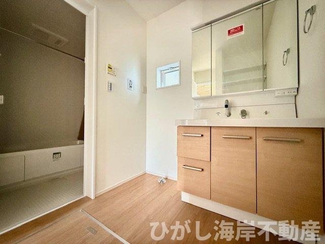 平塚市諏訪町第　新築戸建　全2棟の脱衣所|脱衣スペース