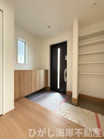 平塚市諏訪町第　新築戸建　全2棟の玄関|玄関