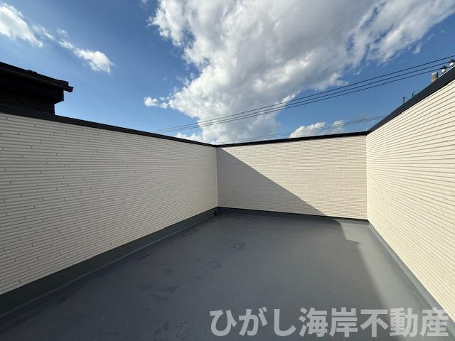 平塚市諏訪町第　新築戸建　全2棟のバルコニー|ルーフバルコニー
