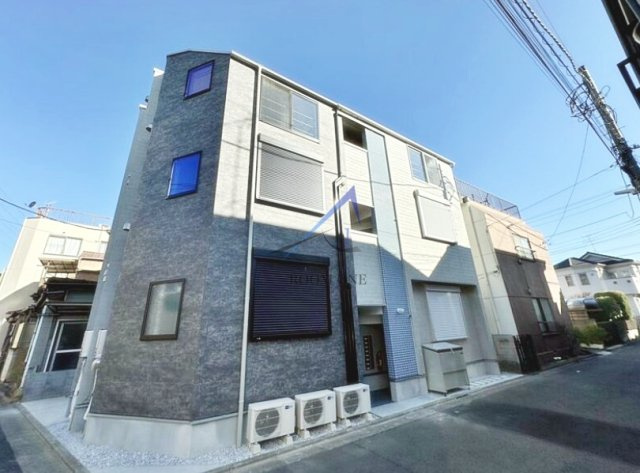 セレヴィエ·オキノ