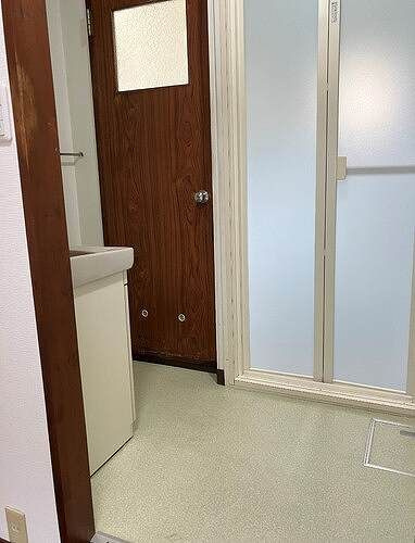 上郷西ケ谷団地壱〇号棟の内装