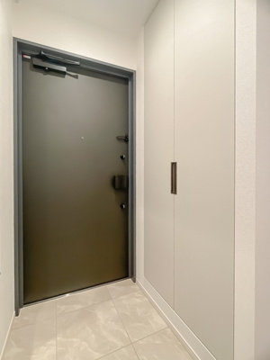 【玄関】 | パークアクシス文京本郷 | ※写真は同タイプ住戸です。