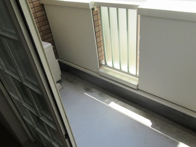 サンハイツ北六甲四番館のバルコニー