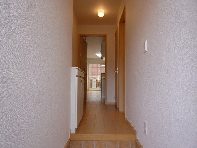 サンハイツ北六甲四番館の玄関