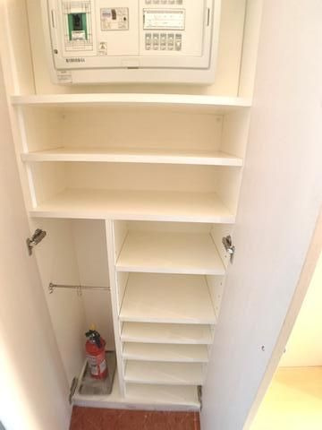 CITY SPIRE三ノ輪Ⅱの玄関|シューズクローゼット