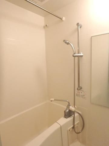 CITY SPIRE三ノ輪Ⅱの浴室