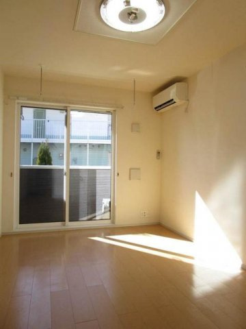 チェリーメゾンの居間・リビング