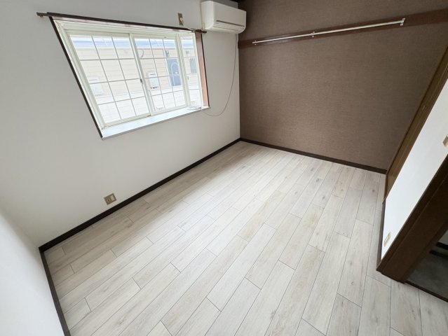 サニーコート中山Ⅰの居間・リビング