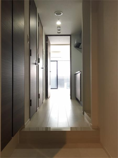 メイクスデザイン両国NORTHの玄関