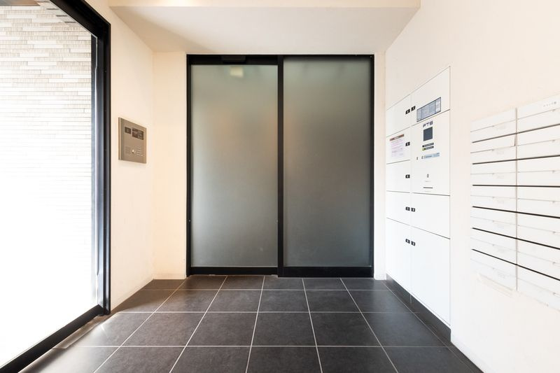 メイクスデザイン両国NORTHのエントランス