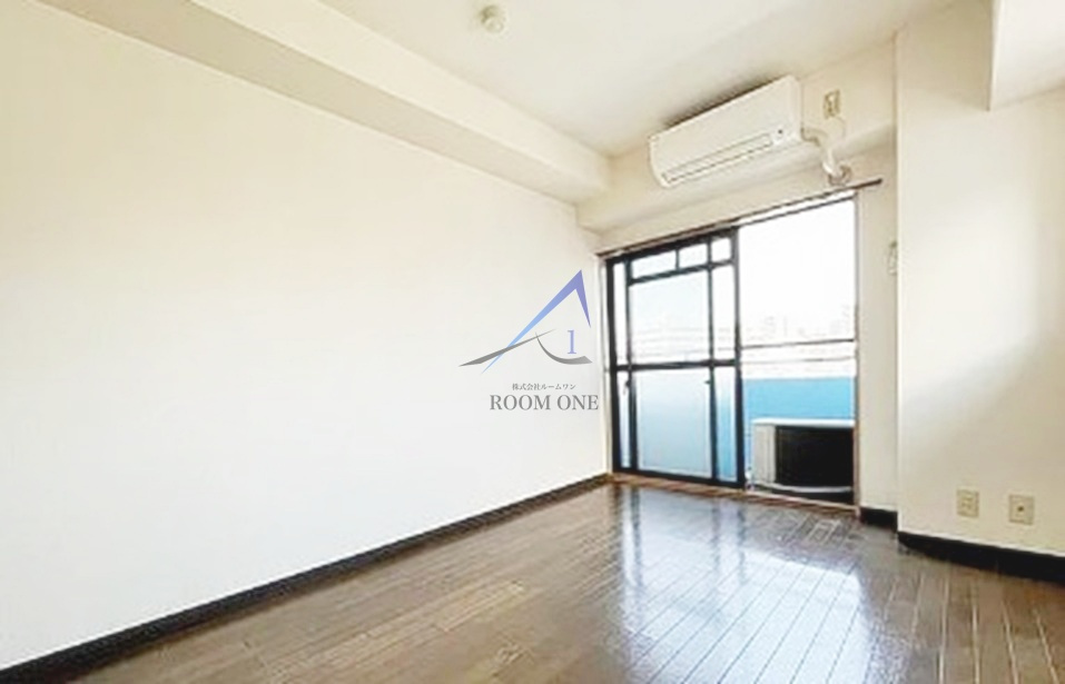 スペースエムの居間・リビング|洋室のお部屋です。