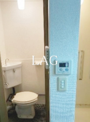 【トイレ】 | Ｐｒｉｅｒ | トイレです。
