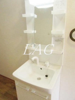 【洗面所】 | コンフォール千駄木 | 独立洗面台です。