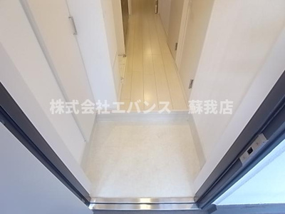 【玄関】 | リブリ・マランド 千葉中央 | 落ち着いた玄関です