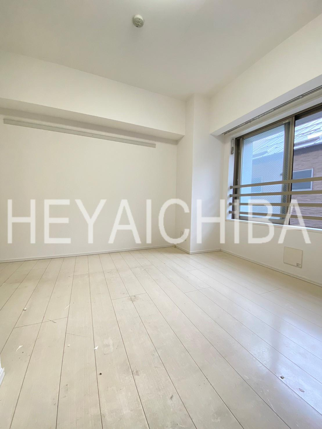 アイルルシェール錦糸町の居間・リビング