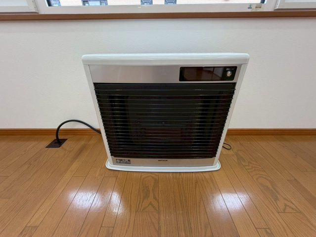 江別市大麻東町の冷暖房・空調設備|灯油FFストーブ新設！