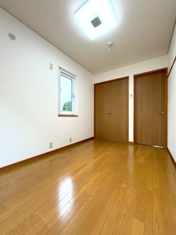 江別市大麻東町の洋室|洋室別角度（2）！