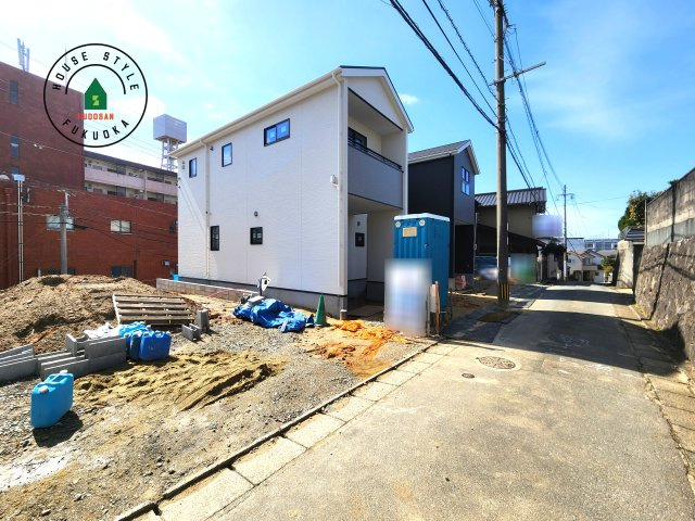 S・福岡市中央区笹丘1丁目第3-3棟（2号棟）の前面道路含む現地写真|見学の時間などお気軽にお問い合わせ下さい。