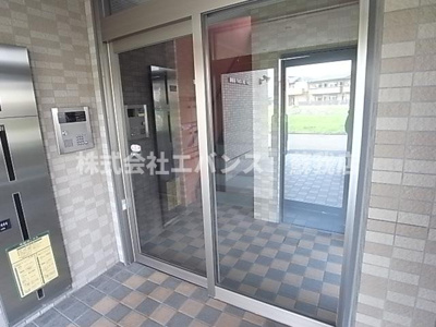 【エントランス】 | ベイサイドコート壱番館 | 落ち着いたエントランスです