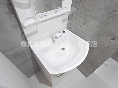 【洗面所】 | カーサトリプルエー | 使いやすい洗面所です