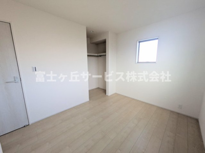 【子供部屋】 | 湖西市新居町中之郷 2期 新築一戸建て 1号棟 | 子供部屋です