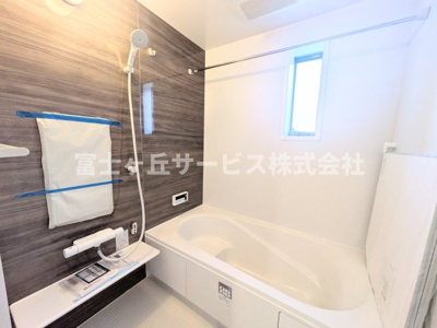 【浴室】 | 湖西市新居町中之郷 2期 新築一戸建て 2号棟 | 風呂です