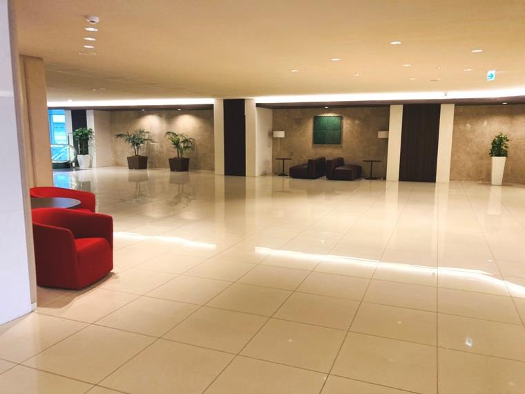 ＴＨＥ　ＴＯＹＯＳＵ　ＴＯＷＥＲのロビー