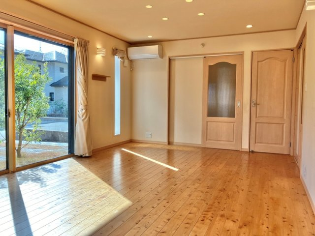 松代戸建の内装