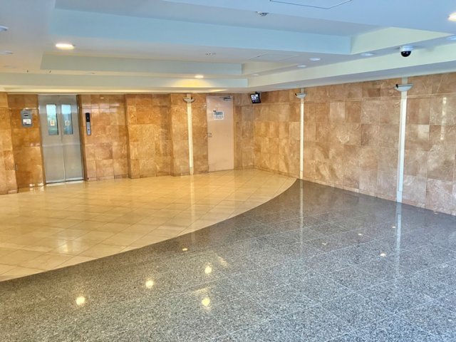 クイーンズパレス東戸塚のロビー