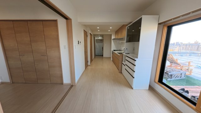 グランイーグル大森南Ⅱ9階2DKの居間・リビング|ゆったりとした居間です